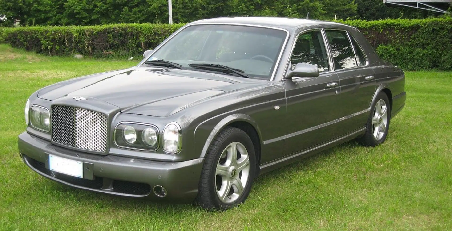 Bentley Arnage Arnage 6.8 T Сірий - 1