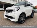 smart forTwo Brabus 109Ps AUTM/NAVI/SITZH/PANO/JBL/PDC Noir - thumbnail 1