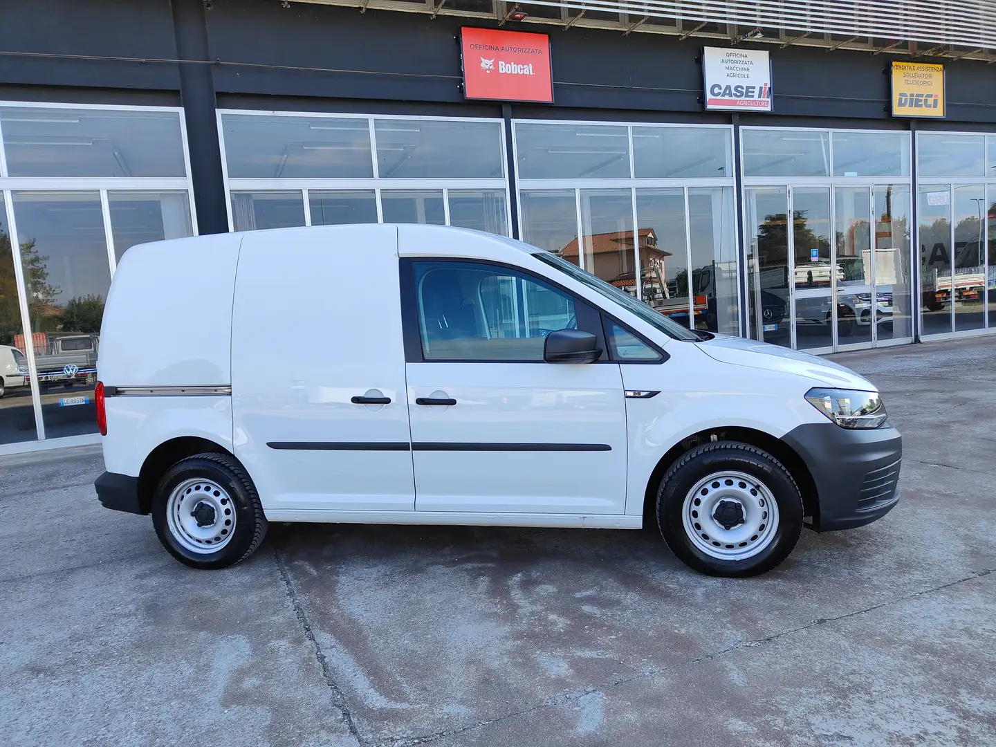 Volkswagen Caddy van 1.4 TGI Con Allestimento COVER KM 63.300 Weiß - 2