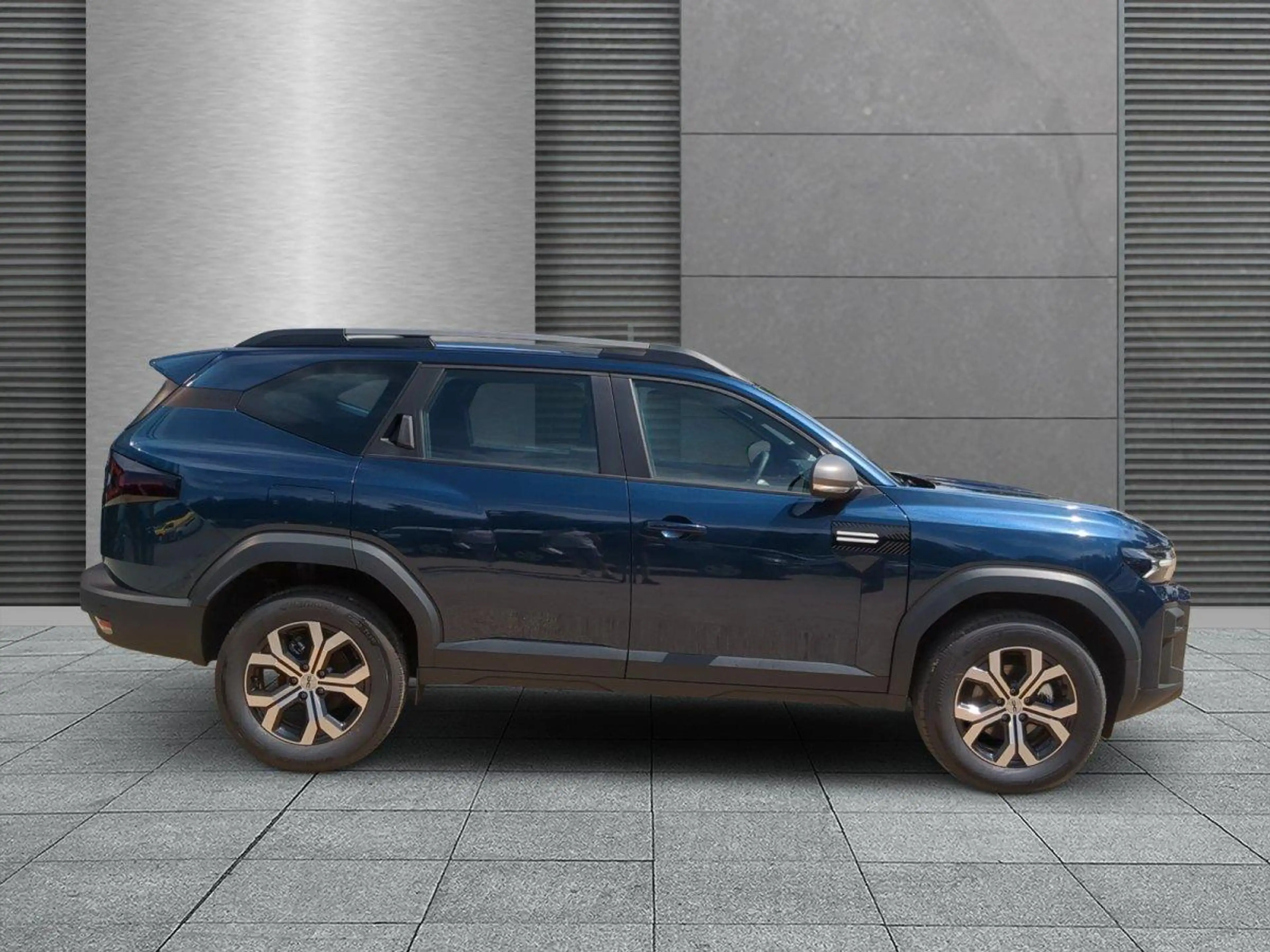 Dacia Bigster Expression SHZ+LKHZ+RFK+PDC Hybrid 155 116 kW (... — photo 2