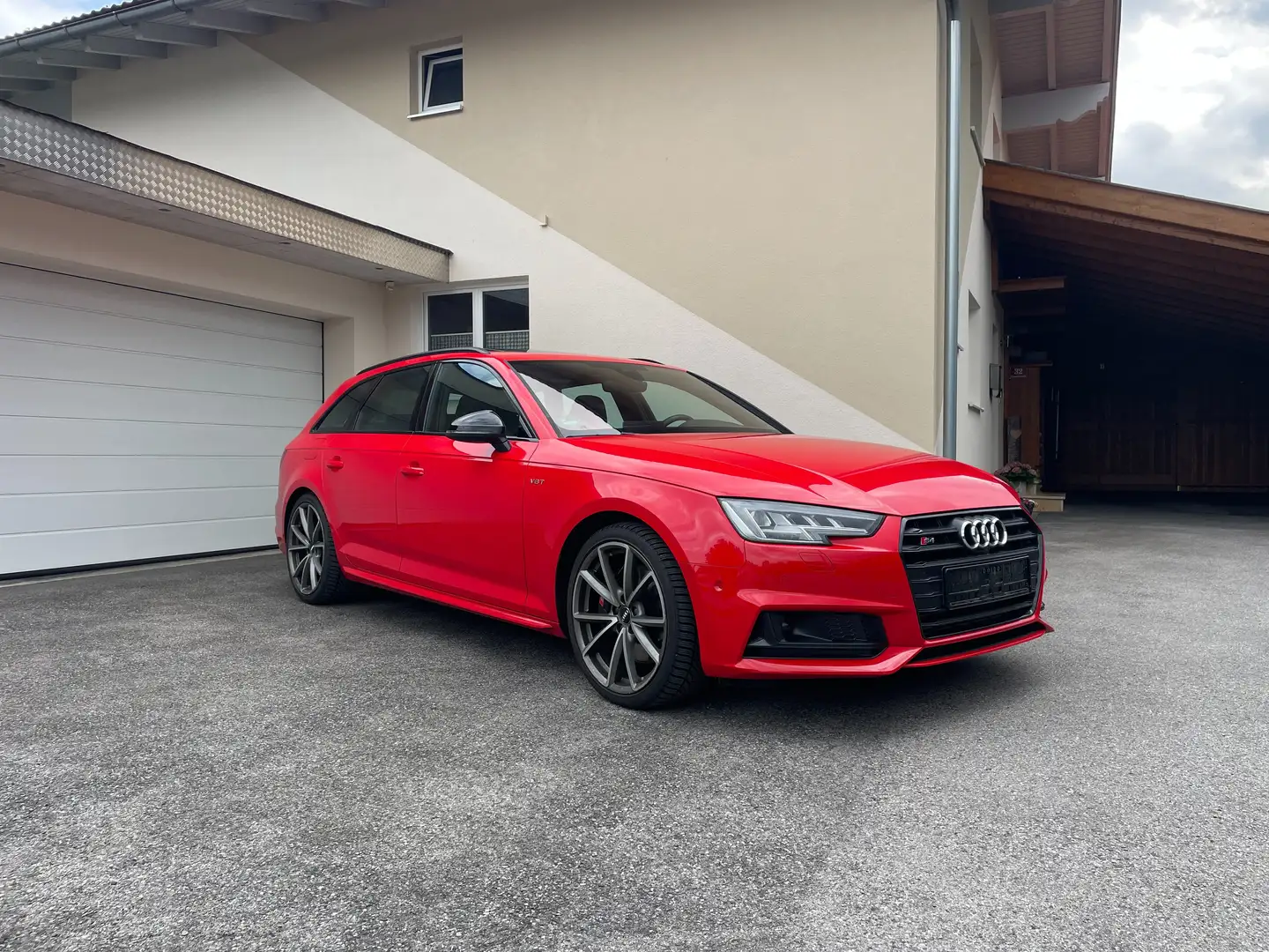 Audi S4 3.0 TFSI quattro Rot - 2