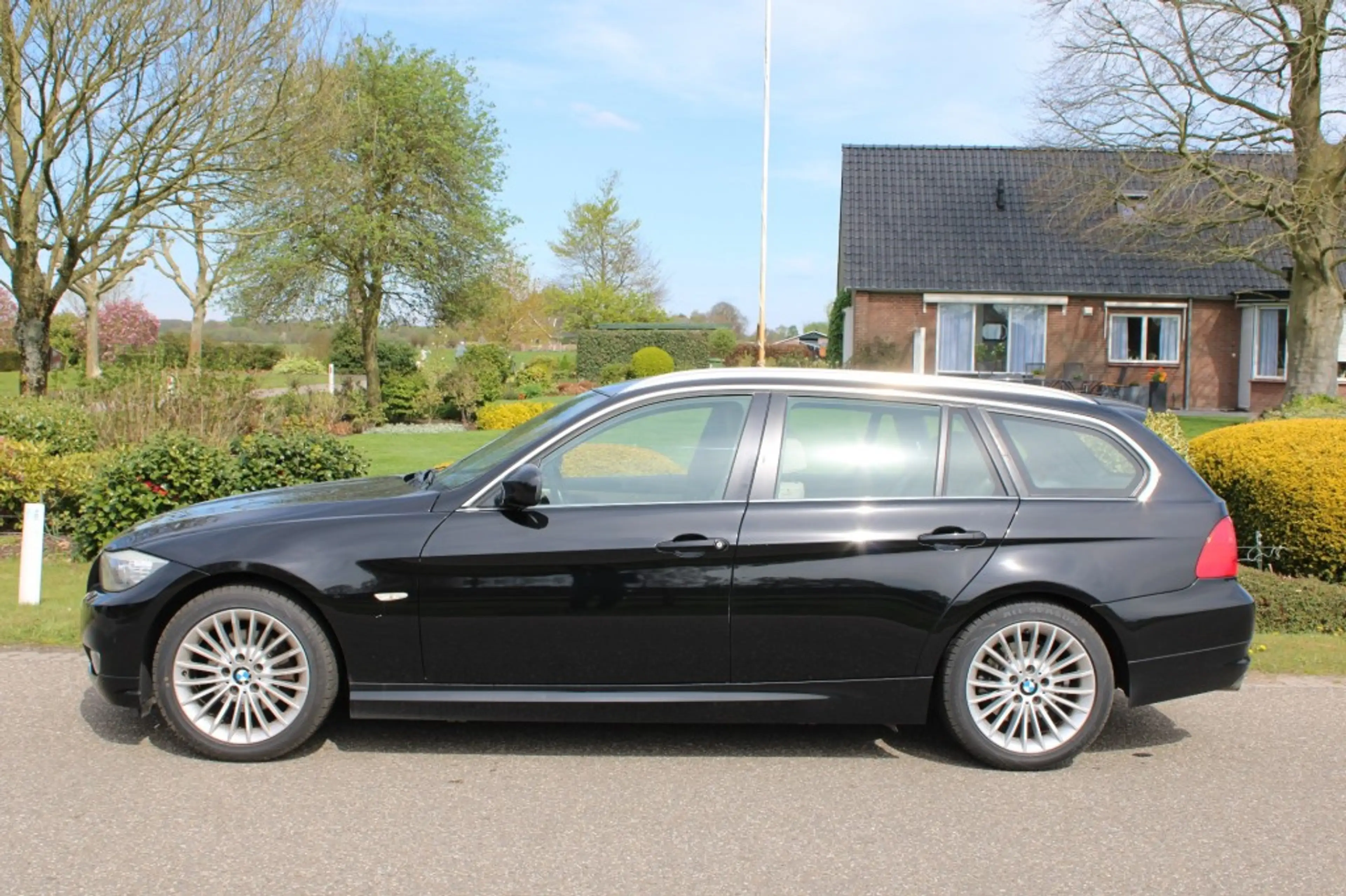 BMW 316 316i Touring 136pk Automaat High Executive Leer Na — photo 17