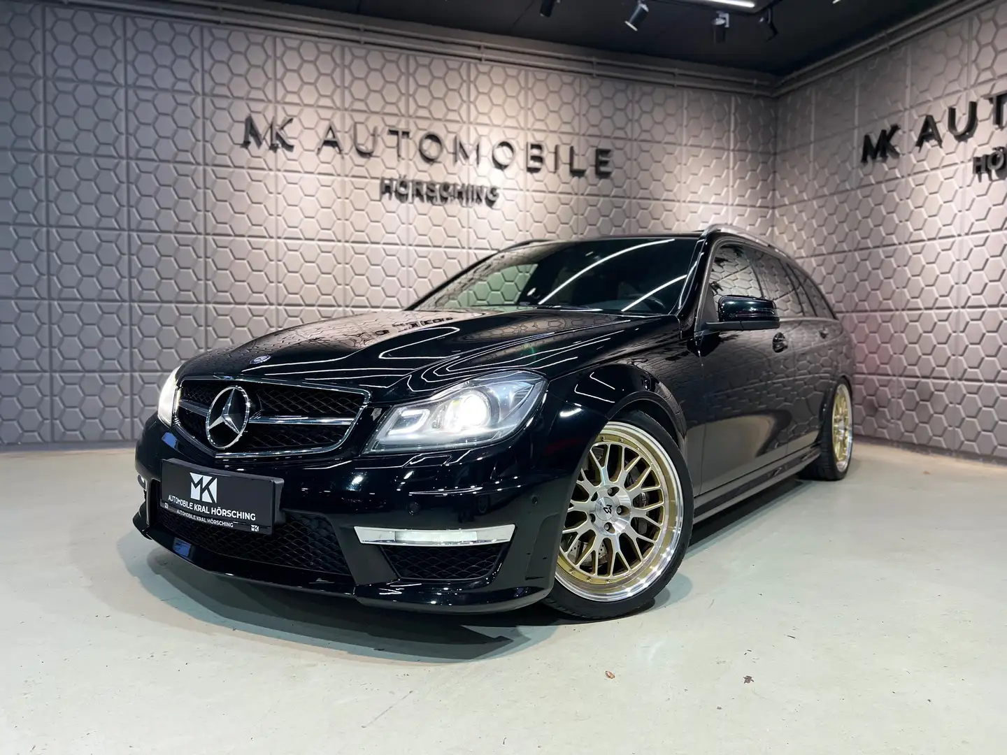 Mercedes-Benz C 63 AMG Avantgarde**NAPPA*KEYLESS ENTRY/GO*BI-XENON*NAVI* Schwarz - 2