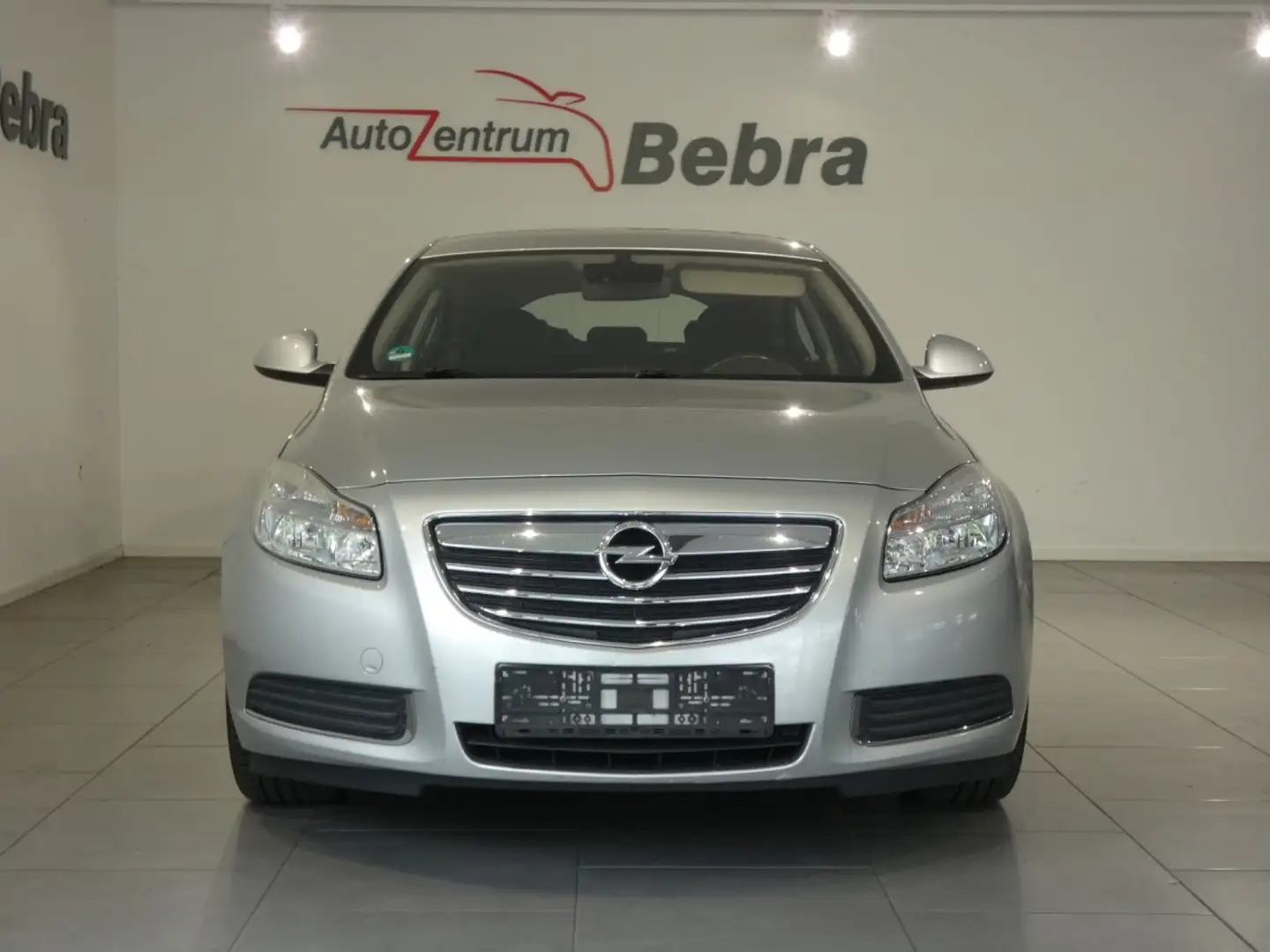 Opel Insignia A Lim. 1.8 Edition Navi/MFL/Tempomat Plateado - 2