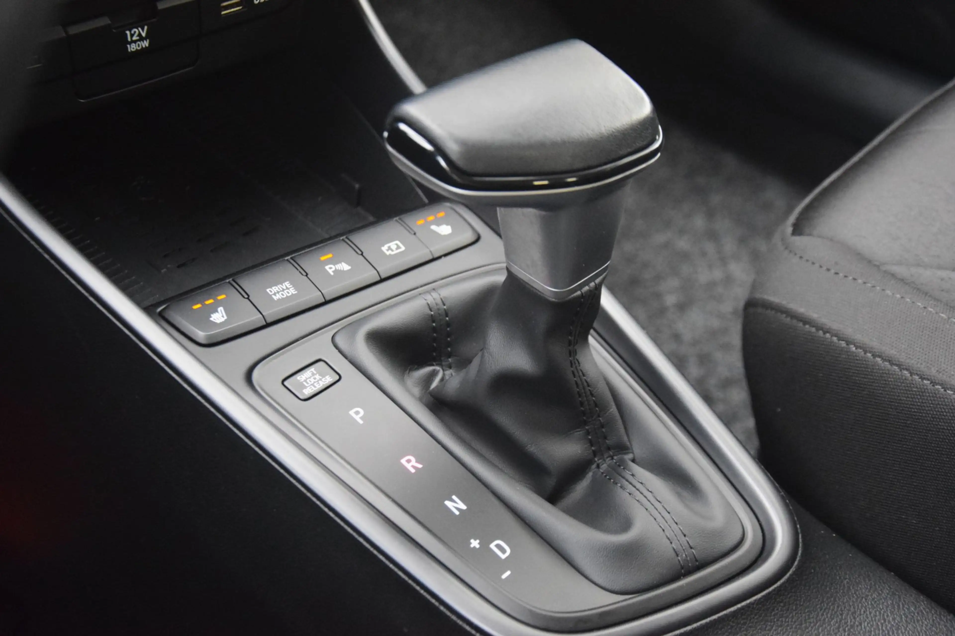 Hyundai BAYON 1.0 T-GDI Premium Sky SCHUIFKANTELDAK/STOELVERWARM — photo 21