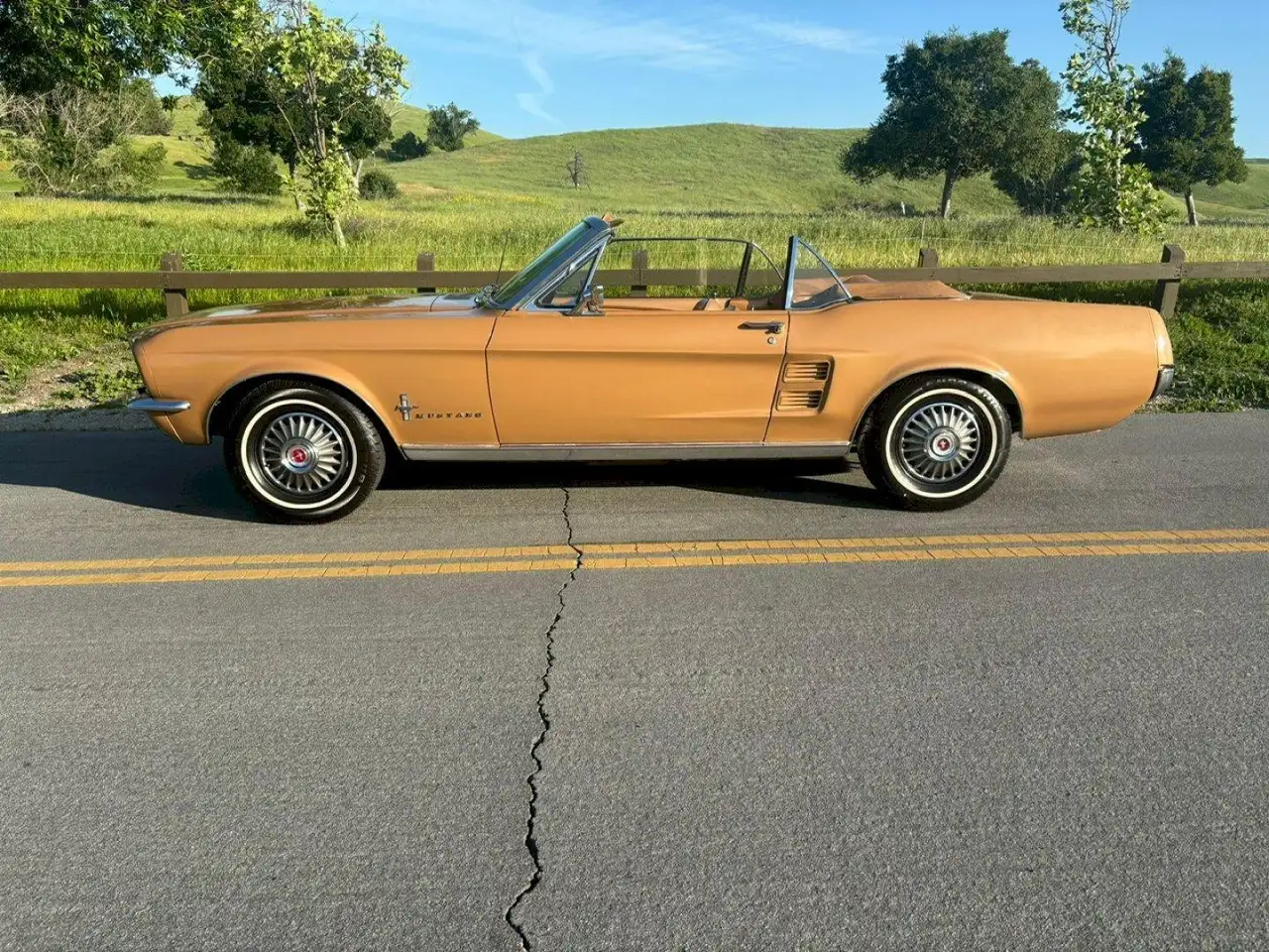 Ford Mustang Convertible s-code 390 325hp, foto 7