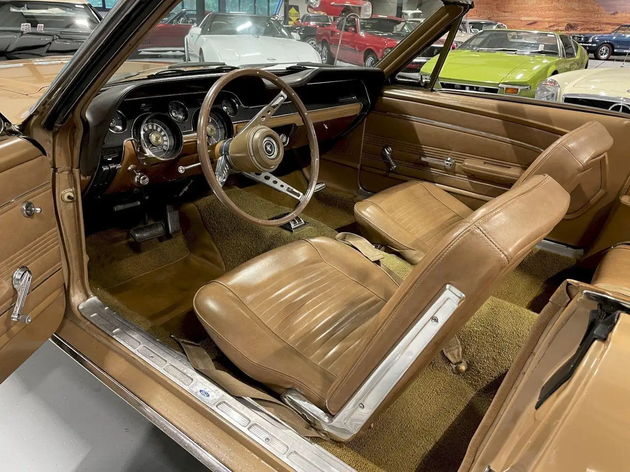 Ford Mustang Convertible s-code 390 325hp, foto 9