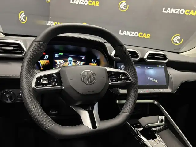 MG ZS view 8