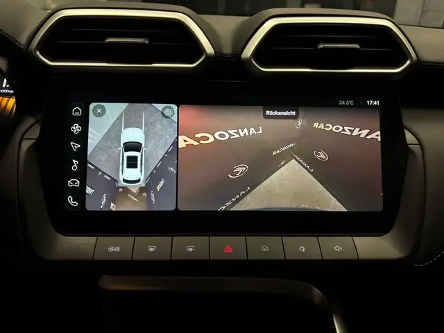 MG ZS view 9