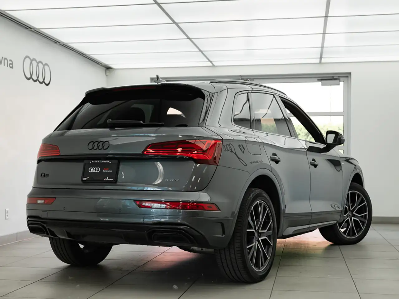 Audi Q5 снимка Audi Q5