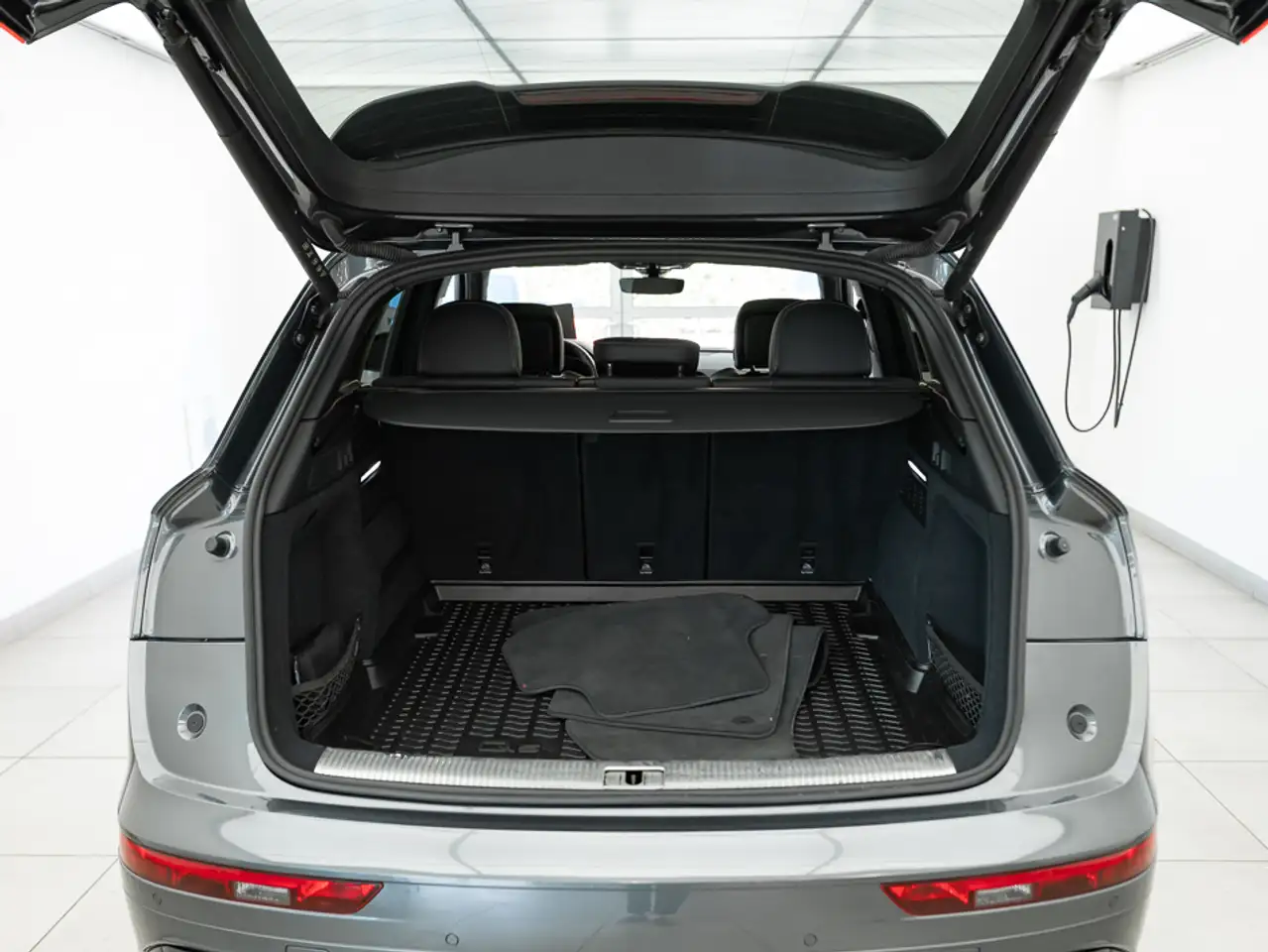 Audi Q5 снимка Audi Q5