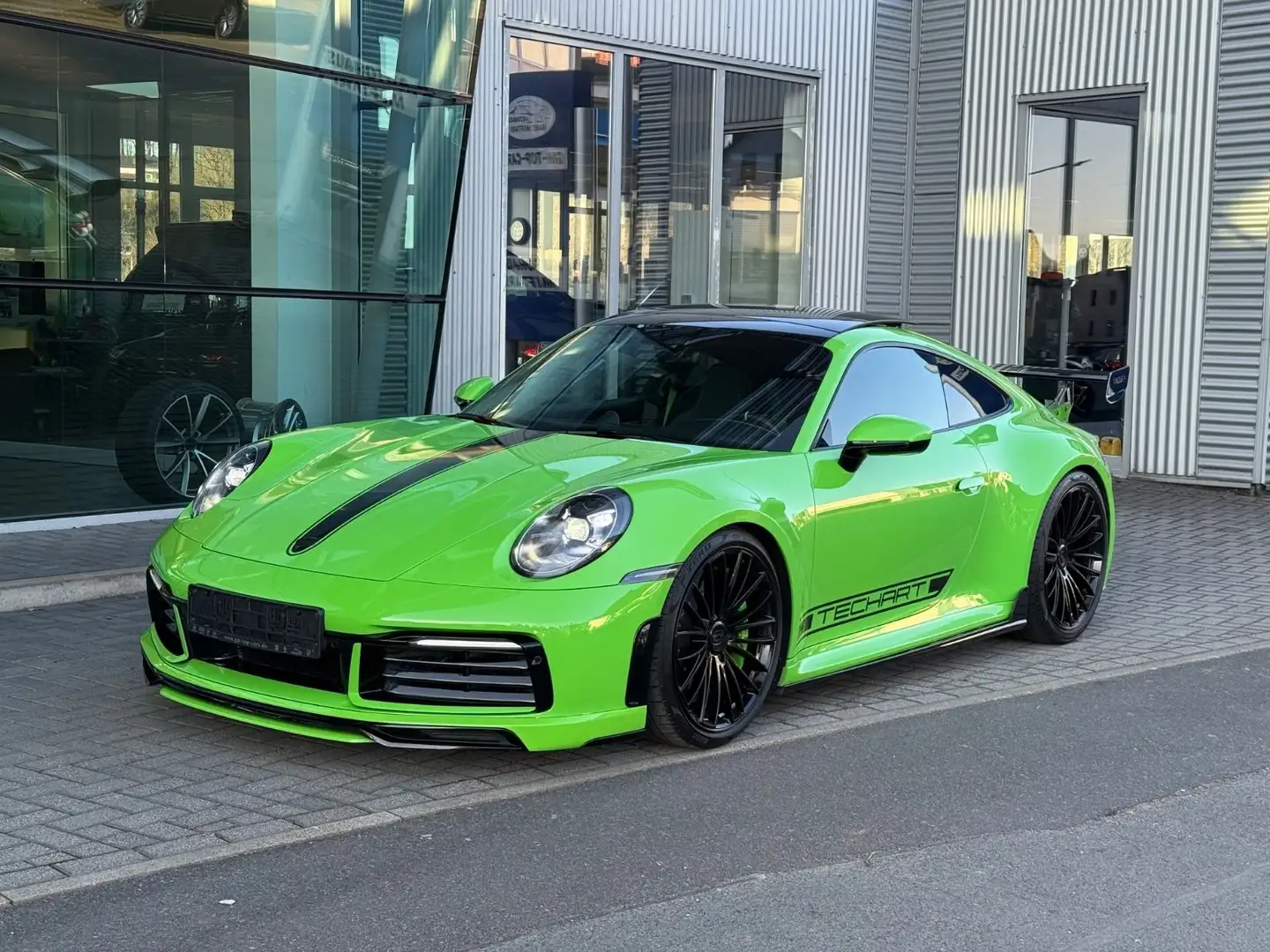 Porsche 992 911 Carrera S 992 TECHART KERAMIK LIFT Chrono Vert - 1