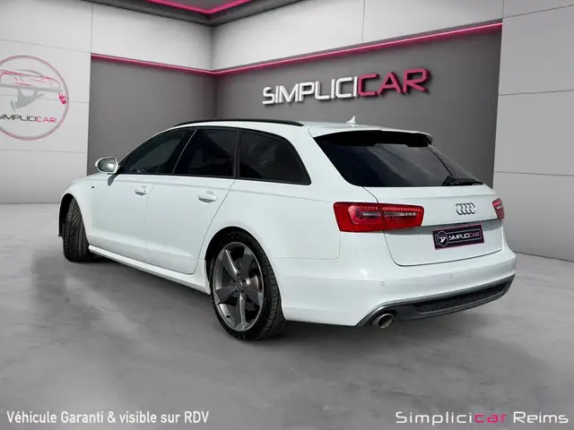 Audi A6 view 6