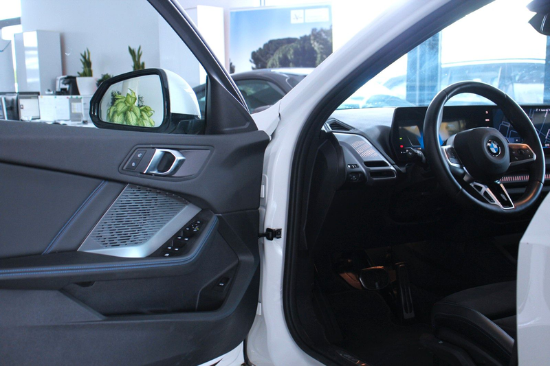 BMW 120 d (F70) M Sport *A-LED*Kamera*Widescreen*Pano — photo 9