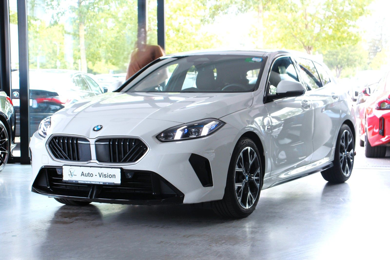 BMW 120 d (F70) M Sport *A-LED*Kamera*Widescreen*Pano — photo 3