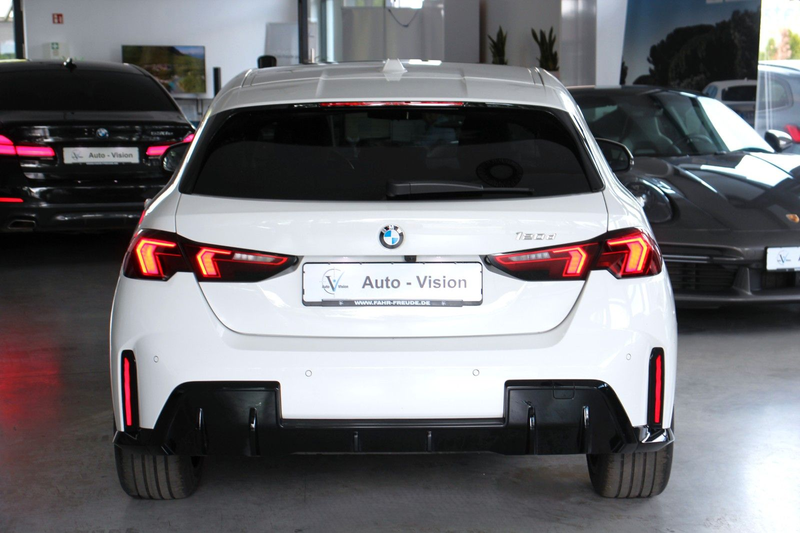 BMW 120 d (F70) M Sport *A-LED*Kamera*Widescreen*Pano — photo 7