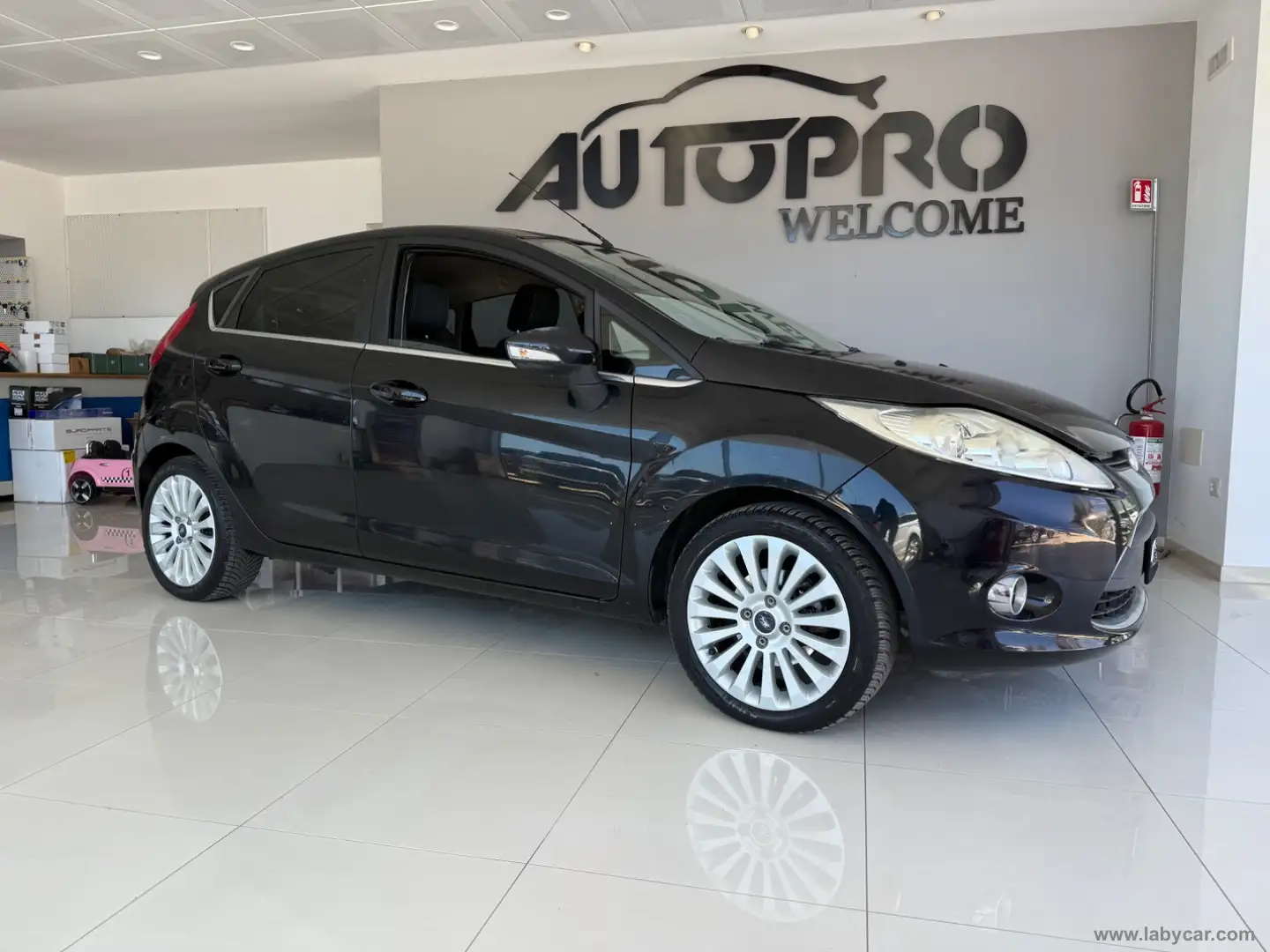 Ford Fiesta 1.4 5p. Bz.- GPL Titanium Nero - 2