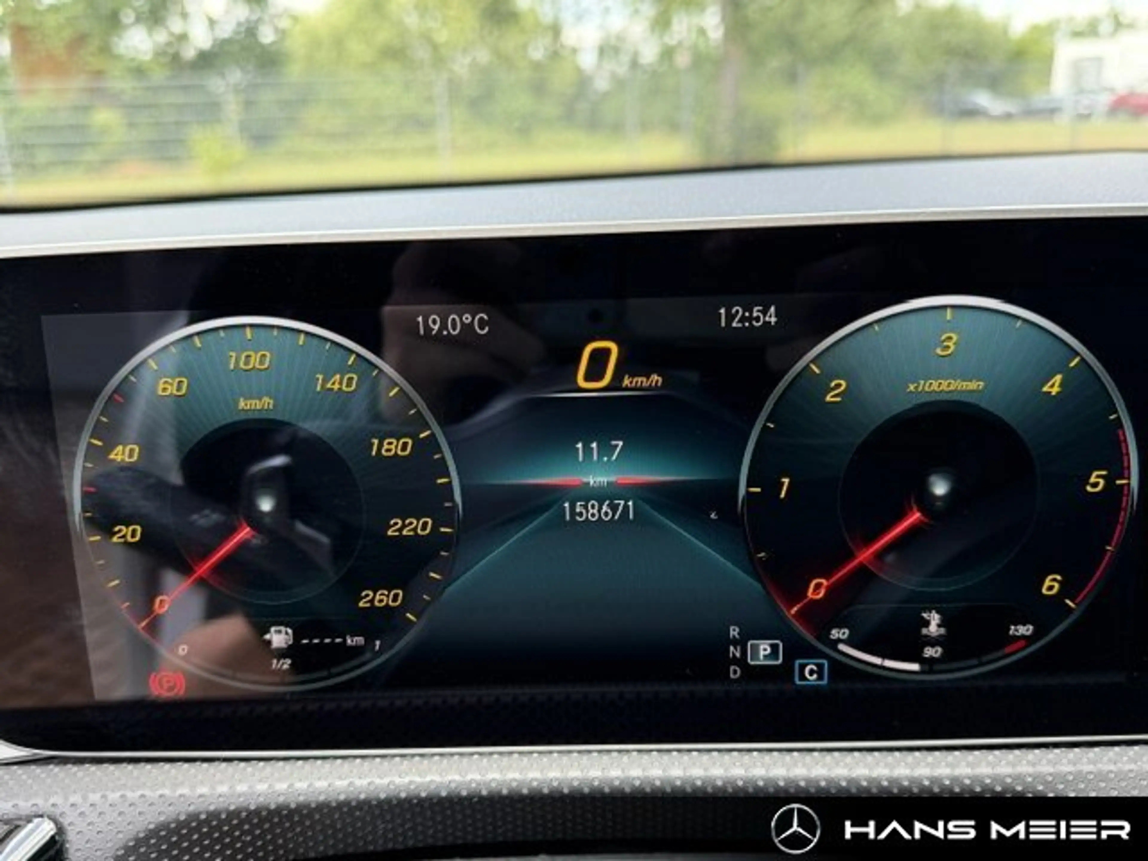 Mercedes-Benz A 220 A 220 d AMG MBUX Burmester Ambiente LED Kamera — photo 7