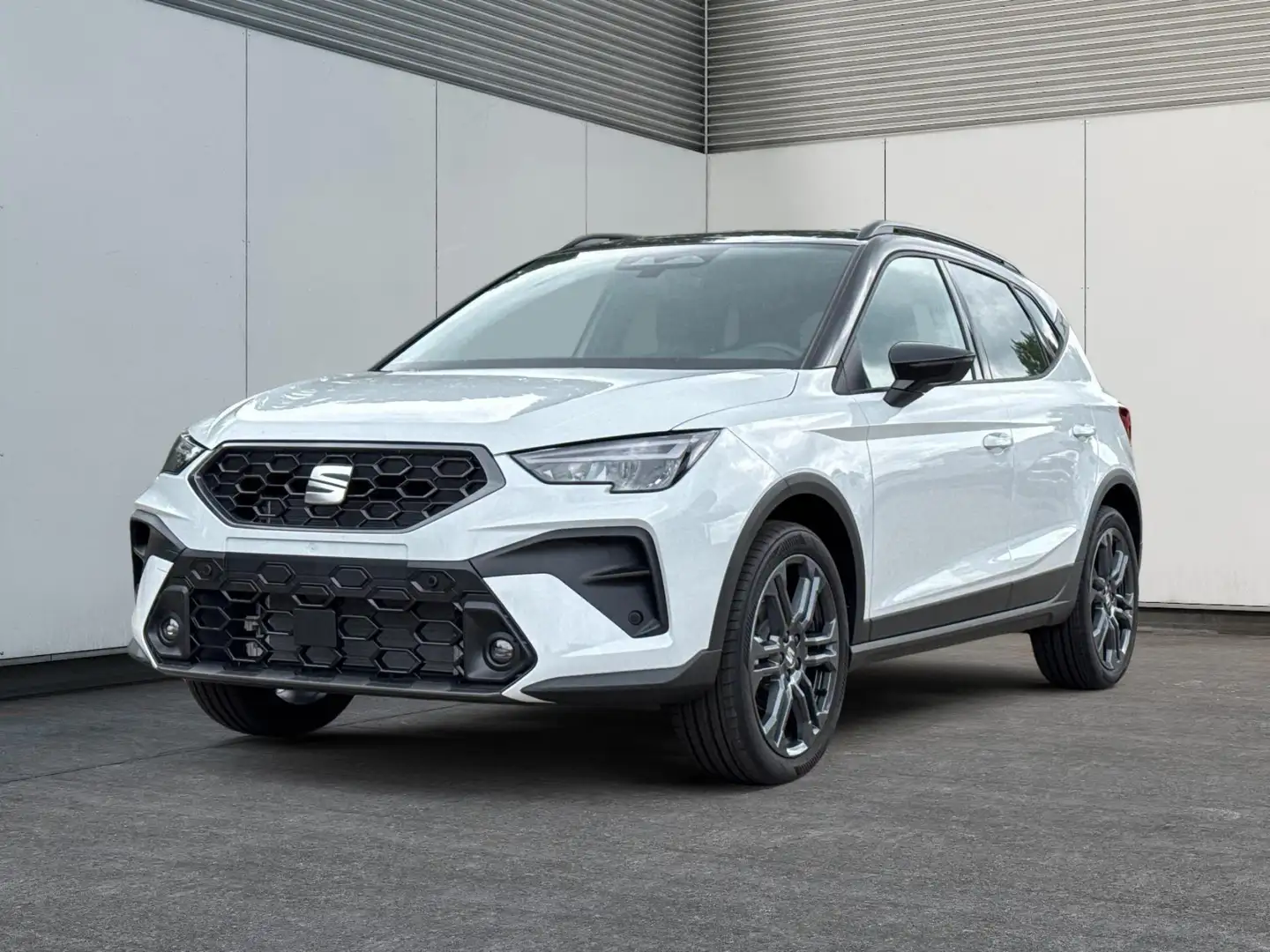 SEAT Arona FR KAMERA+PDC+LED+18" ALU+ACC 1.0 TSI 85 kW (11... Weiß - 1