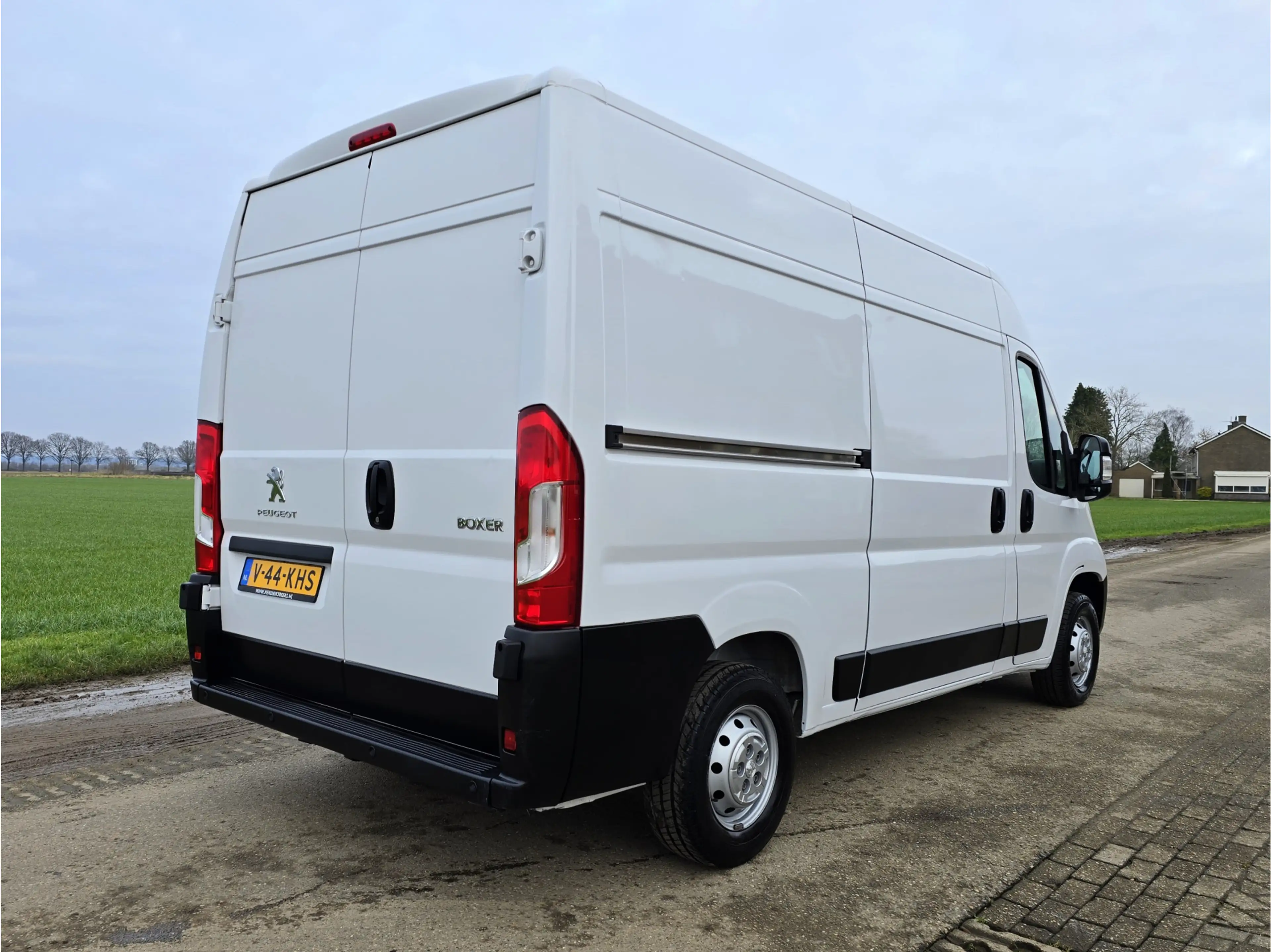 Peugeot Boxer 2.2 BlueHDi L2 H2 3.5T 140 Pk - Euro 6 - Navi - Ai — photo 6