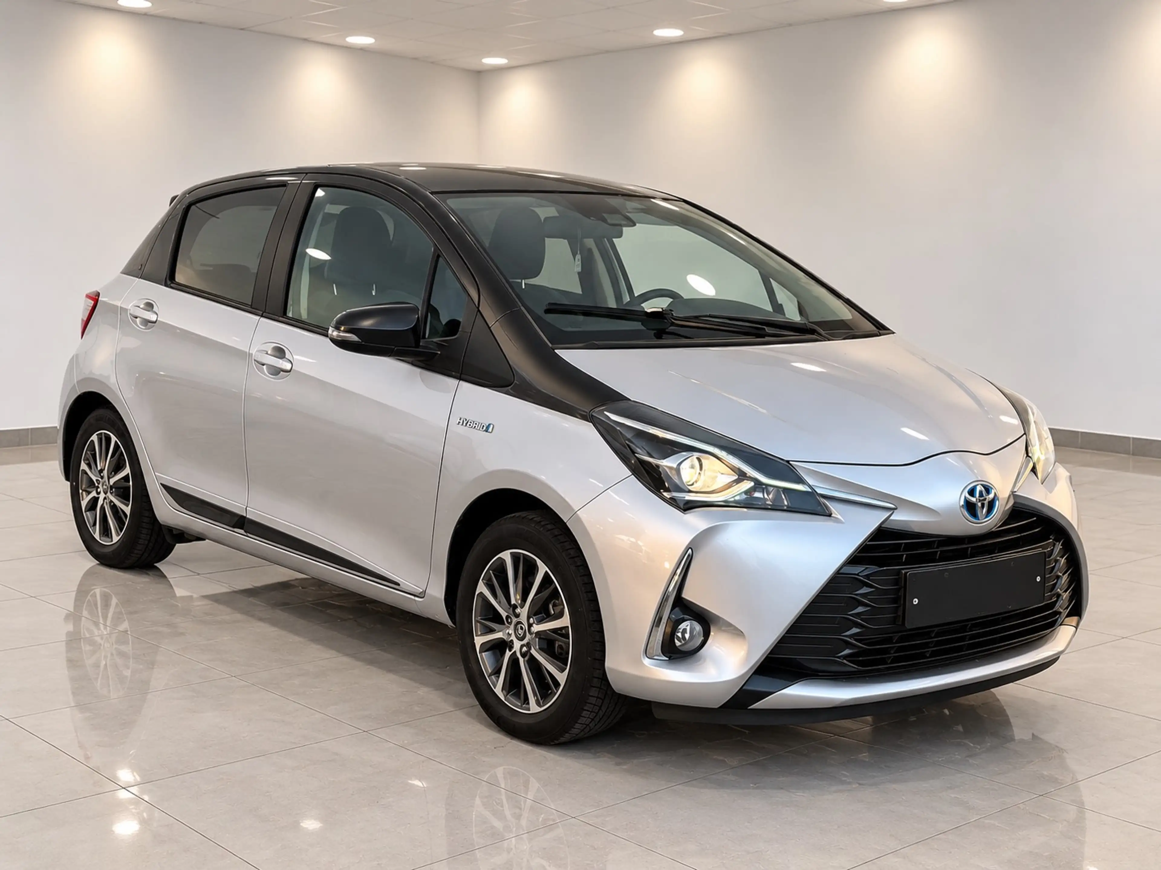 Toyota Yaris Yaris Hybrid 1.5i VVT-i *Y20 Edition*Navi*Camera*Cruise*Lane-assist* — photo 3