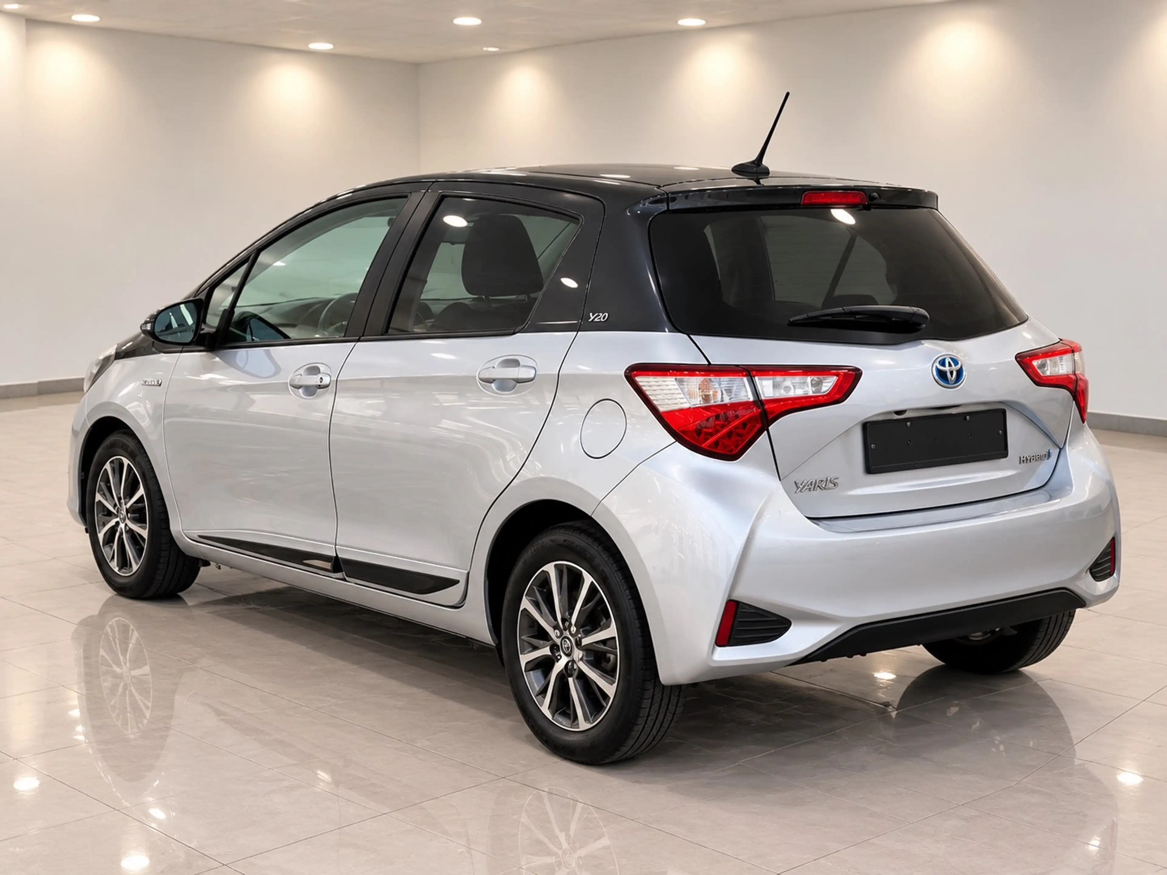 Toyota Yaris Yaris Hybrid 1.5i VVT-i *Y20 Edition*Navi*Camera*Cruise*Lane-assist* — photo 6