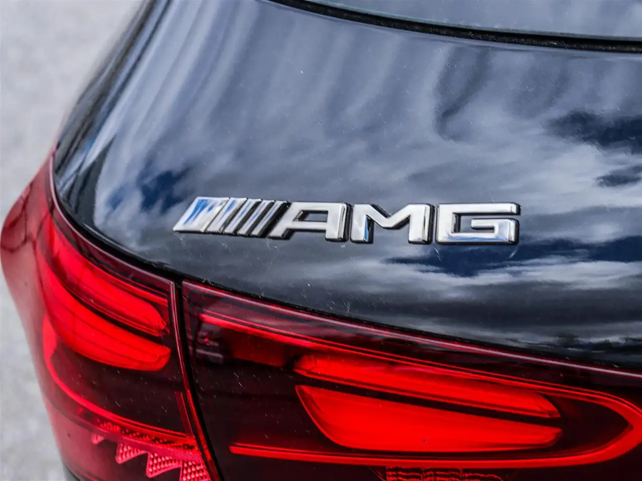 Mercedes-Benz GLA снимка Mercedes-Benz GLA