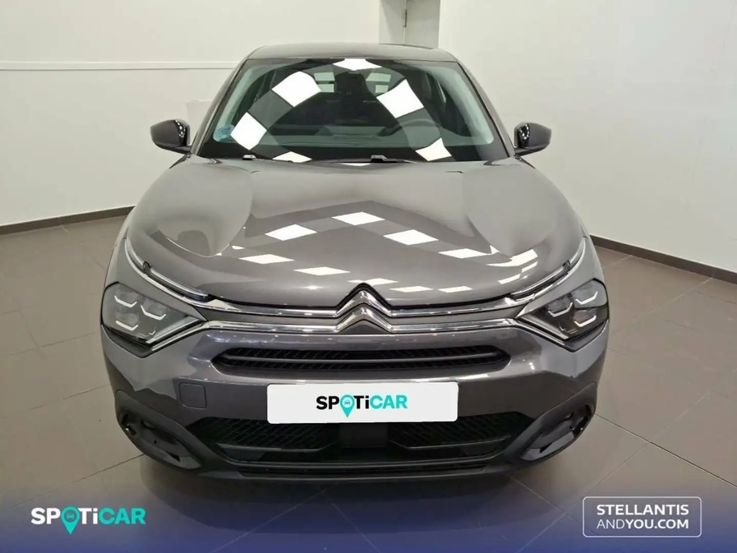 Citroen C4 PureTech 130 S&S 6v Plus Grijs - 2