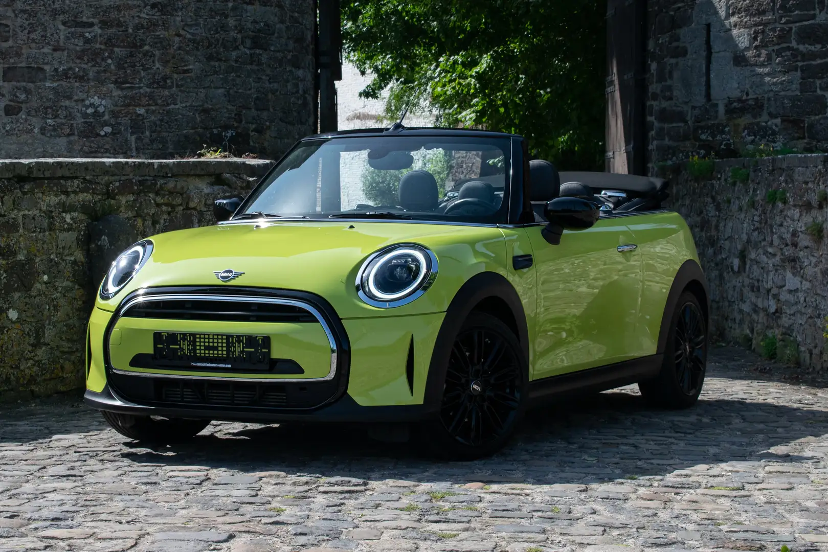 MINI Cooper Cabrio Apple Carplay, Led, Xenon,Clim Auto, Sieges Sport Jaune - 1