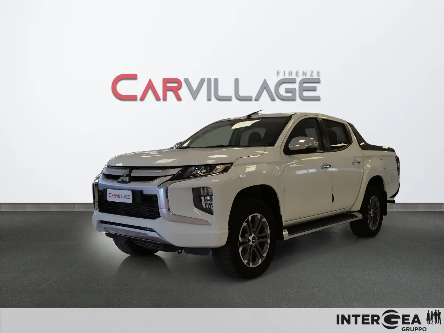 Mitsubishi L200 d.cab 2.3d Intense 4wd 150cv auto §§ Argent - 1
