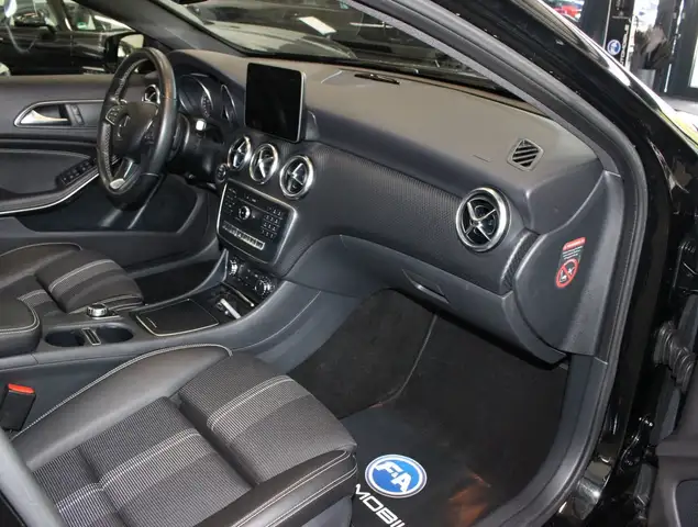 Mercedes-Benz A-Class view 9