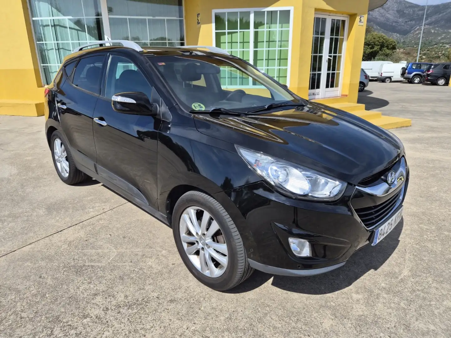 Hyundai iX35 2.0CRDI GLS Style Sky Nav Aut. 4x4 Negro - 2
