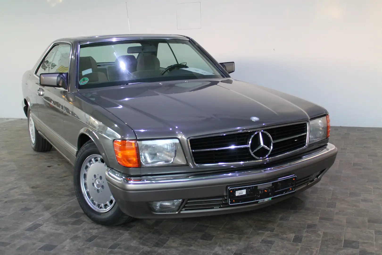Mercedes-Benz 420 SEC , Klima, H-Kennzeichen, D. Fahrzeug, Zustand 2 Gris - 2