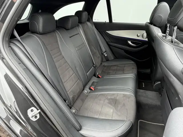 Mercedes-Benz 300 view 14