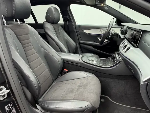 Mercedes-Benz 300 view 15