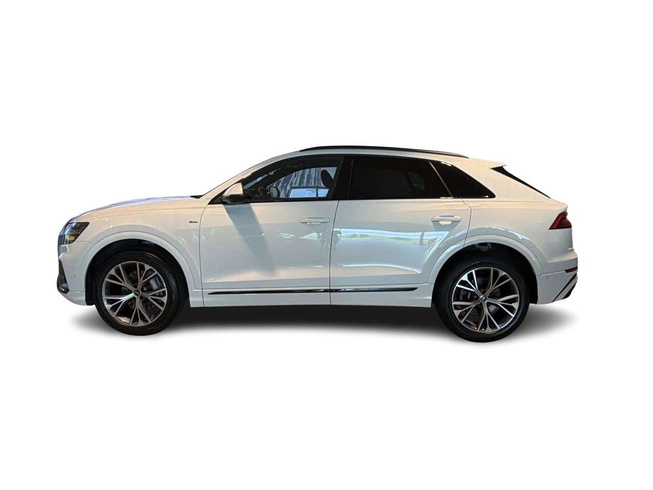 2023 Audi Q8 Progressiv | New Front Brakes | Black Optics Pkg thumb 8