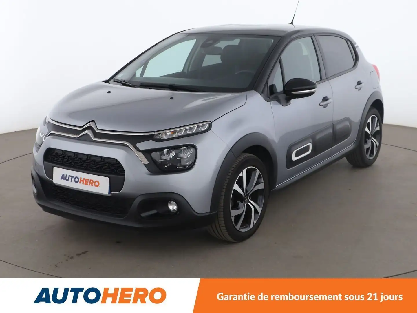 Citroen C3 1.2 PureTech Shine Pack BV6 Gris - 1