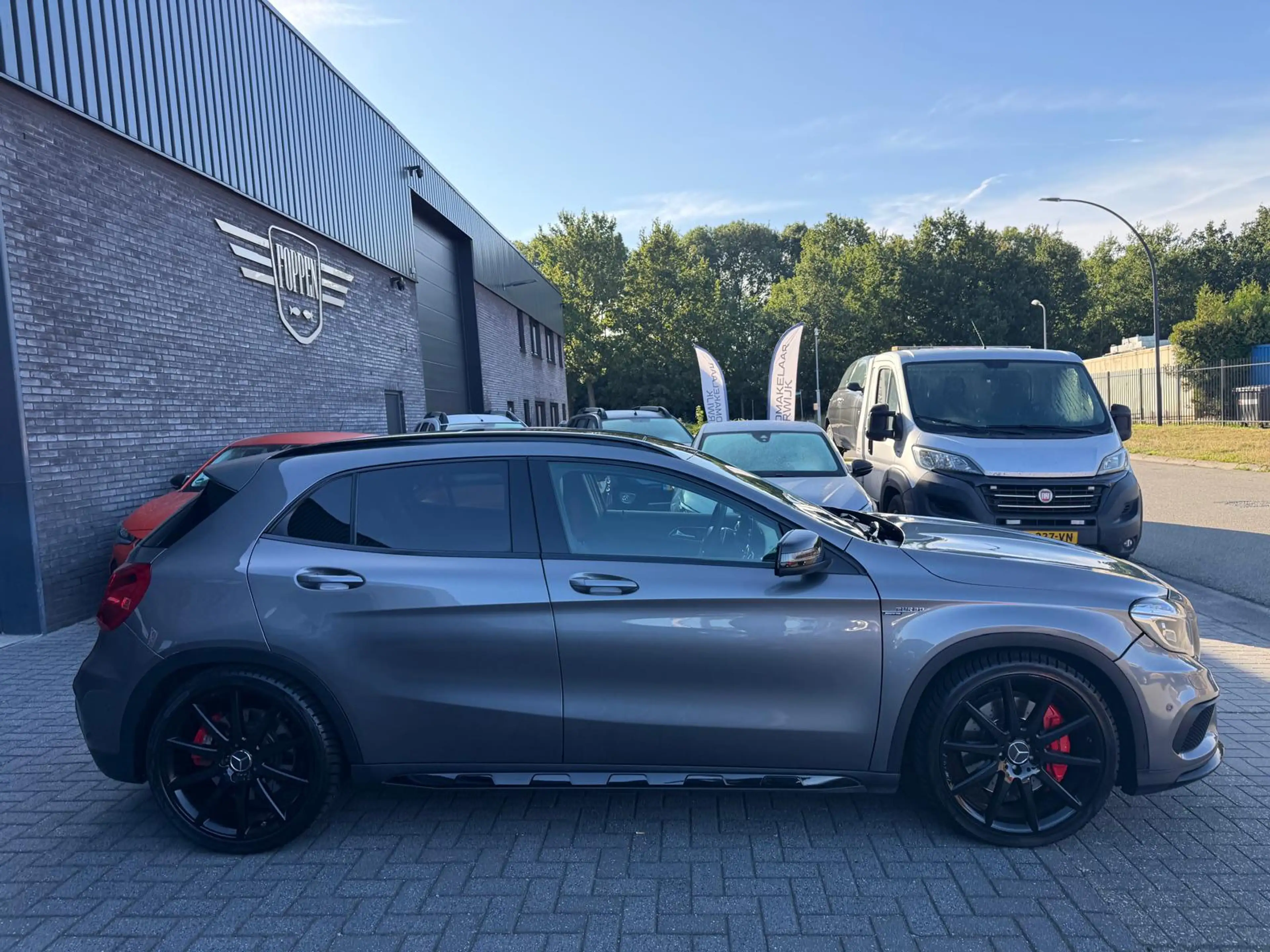 Mercedes-Benz GLA 45 AMG 4MATIC | PANO | XENON | CRUISE | CAMERA | MEMORY | — photo 5