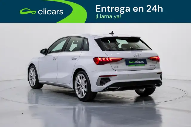 Audi A3 view 9
