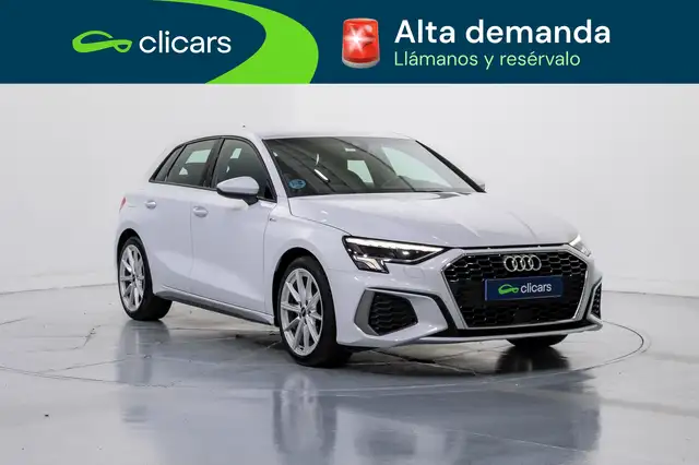 Audi A3 view 3
