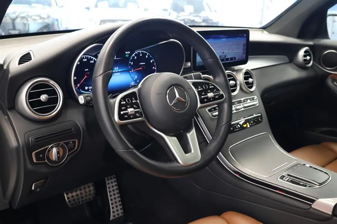 Mercedes-Benz GLC снимка Mercedes-Benz GLC