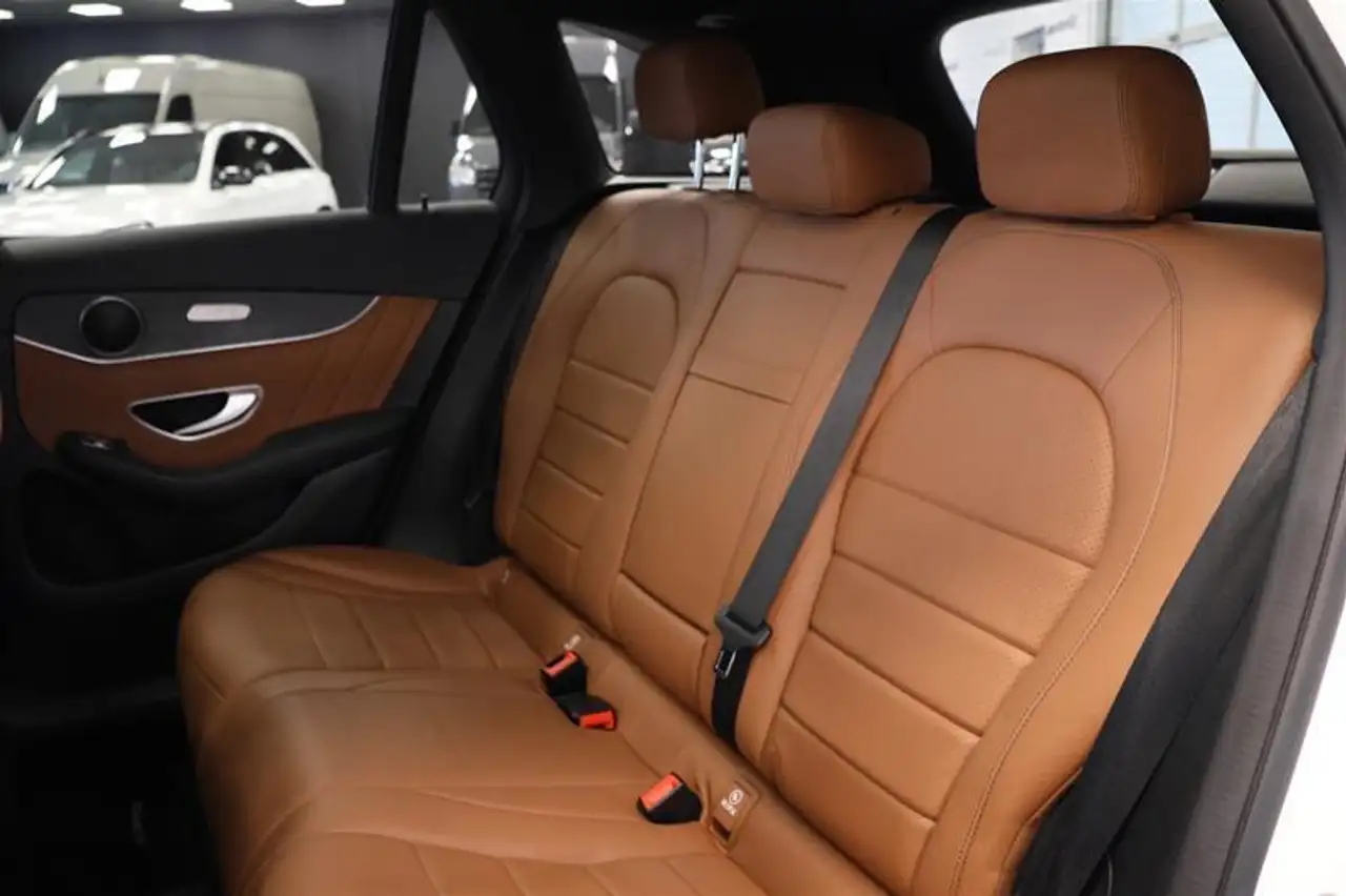 Mercedes-Benz GLC снимка Mercedes-Benz GLC