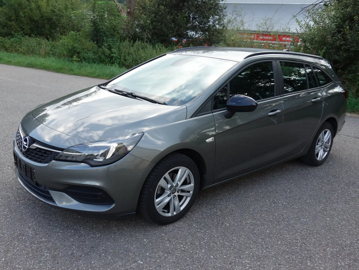 Opel Astra 1.5 D Edition Start/Stop,Navi,PDC, Grau - 1