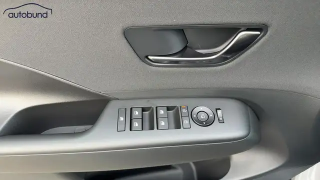 Hyundai Kona view 11