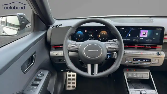Hyundai Kona view 9