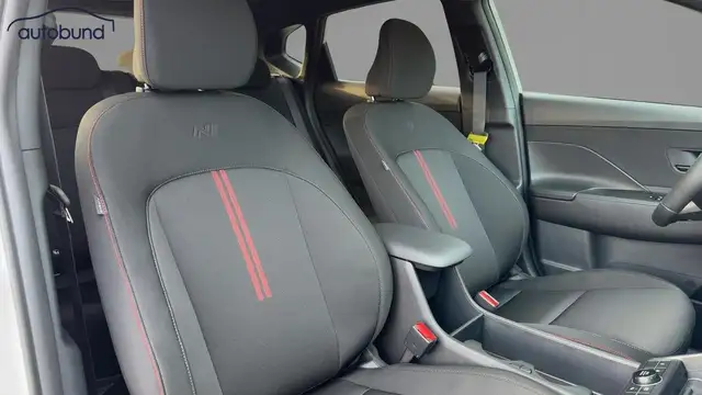 Hyundai Kona view 6
