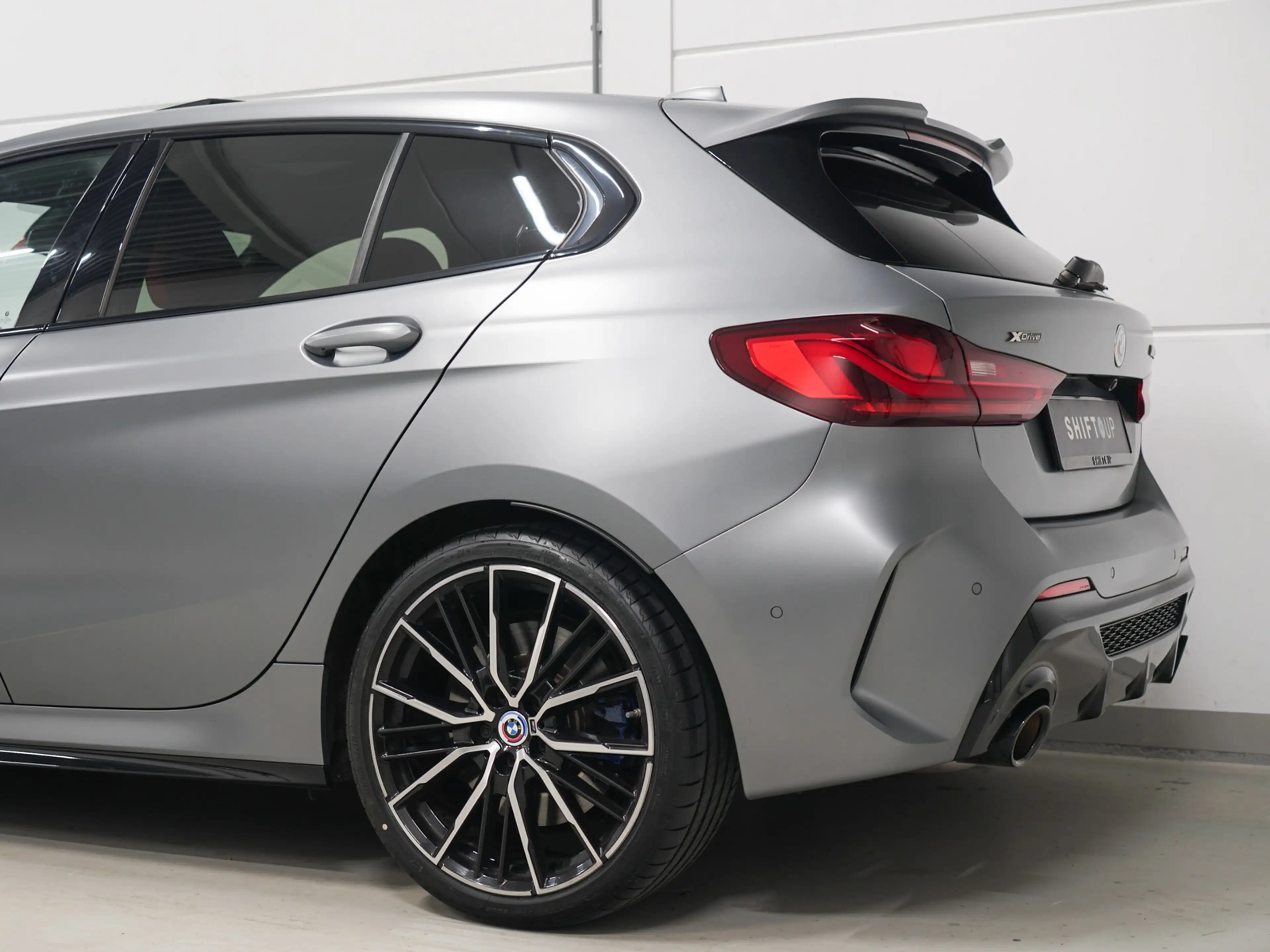 BMW 135 1 Serie M135i xDrive Panoramadak | Harman Kardon | — photo 44