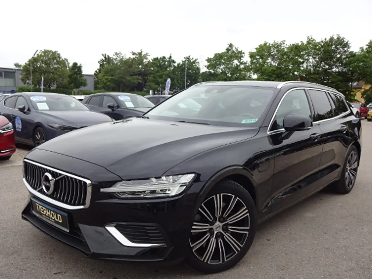 Volvo V60 T6 Inscription Expression Plug-In AWD 19" Schwarz - 2