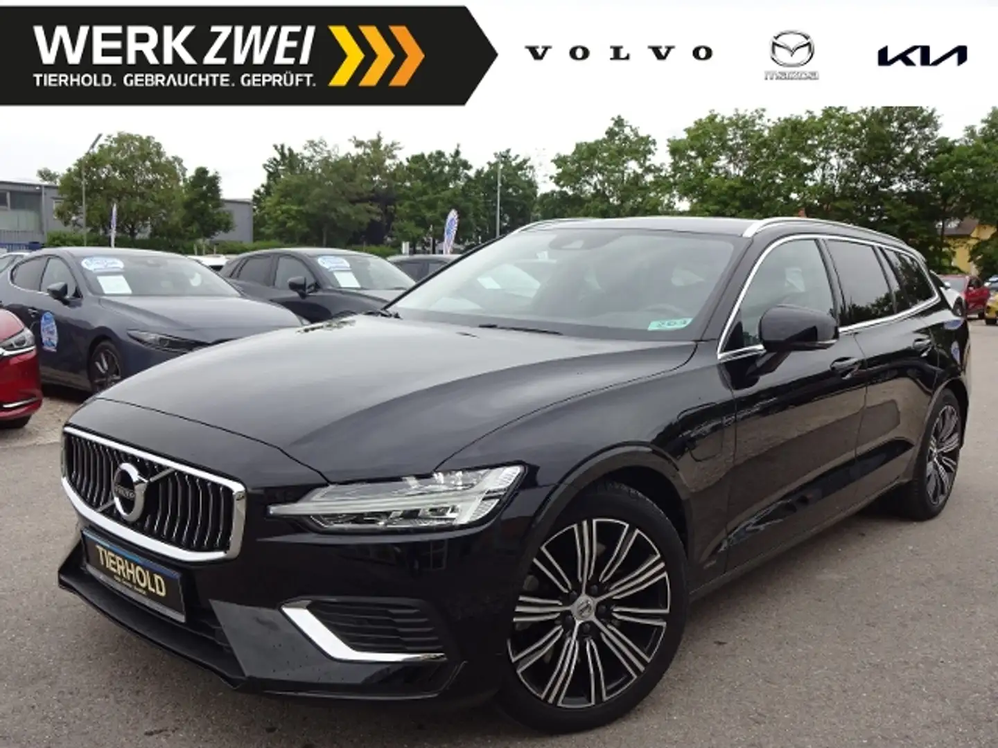 Volvo V60 T6 Inscription Expression Plug-In AWD 19" Schwarz - 1