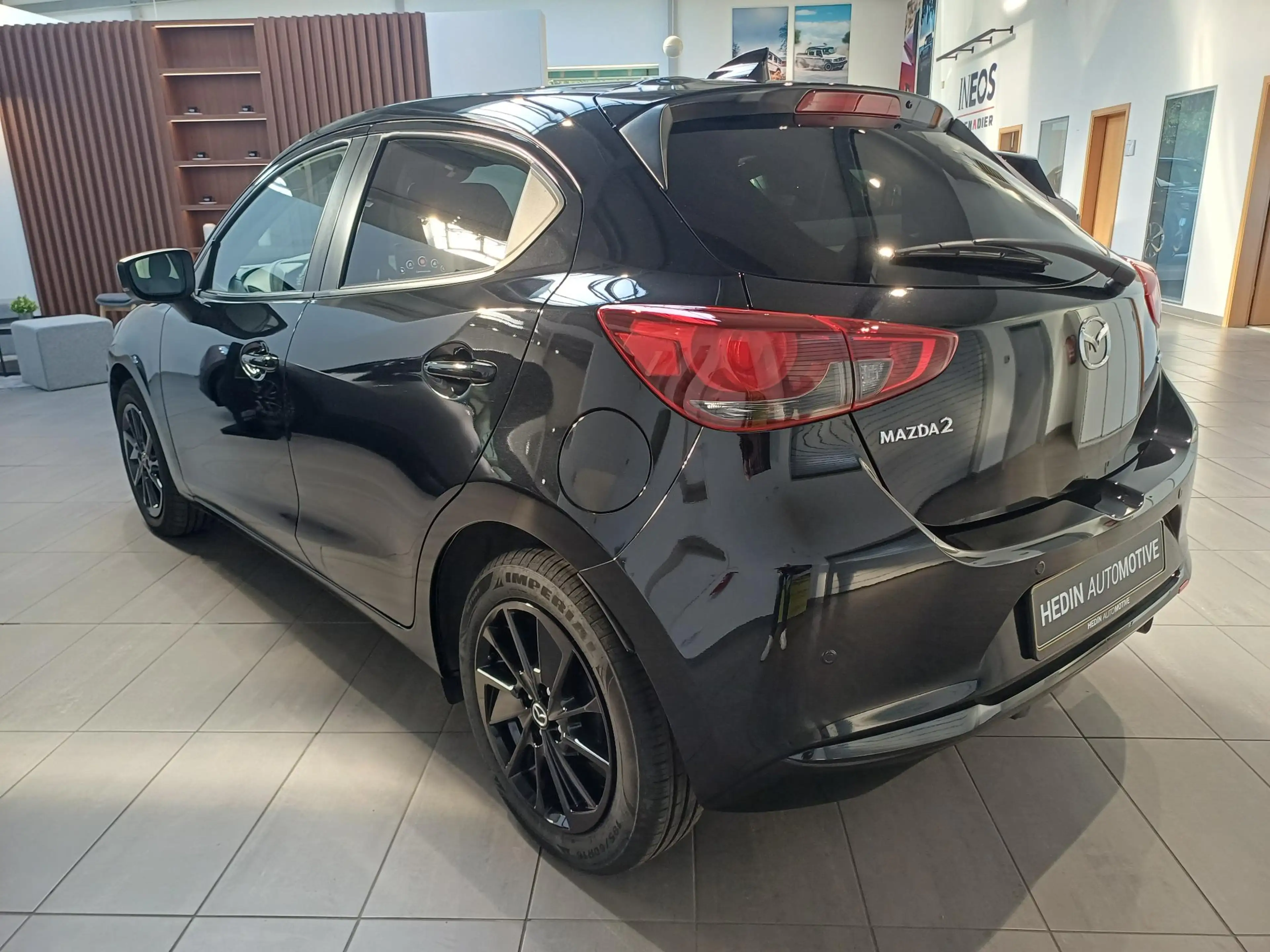 Mazda 2 — photo 4